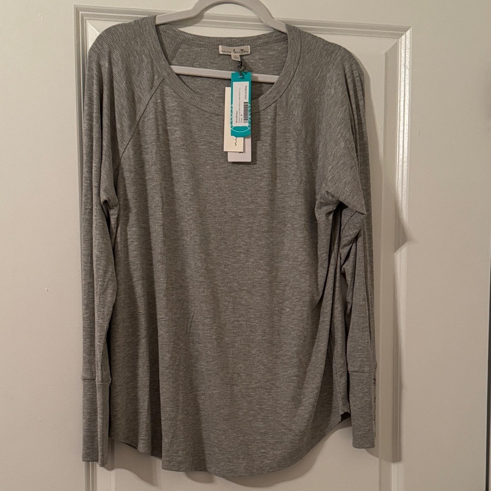 Nine Britton Heather Gray Long Sleeve Top